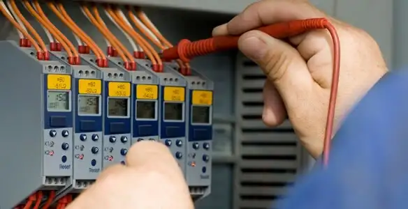 electrical contractors performing professional electrical system testing and configuration in Cambridge, MA