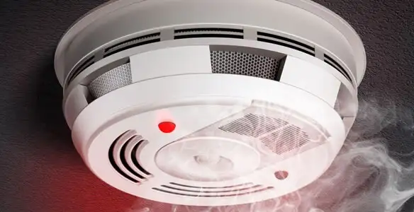Installed smoke detector providing reliable fire detection in Cambridge, MA